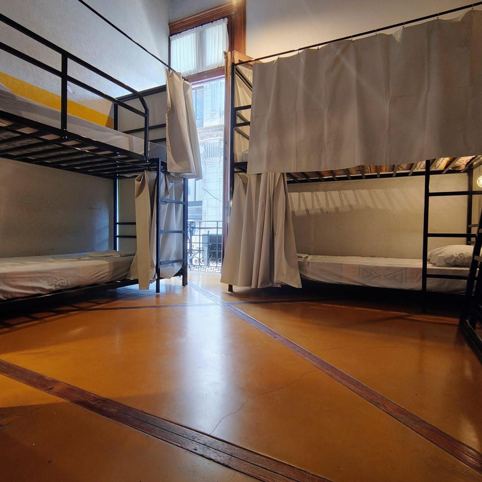 Parla Hostel Buenos Aires Esterno foto